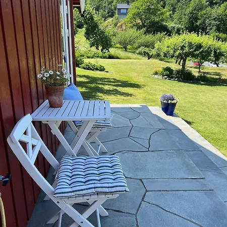Lindstol - Beautiful Cabin In Wonderful Risor! * 里瑟尔